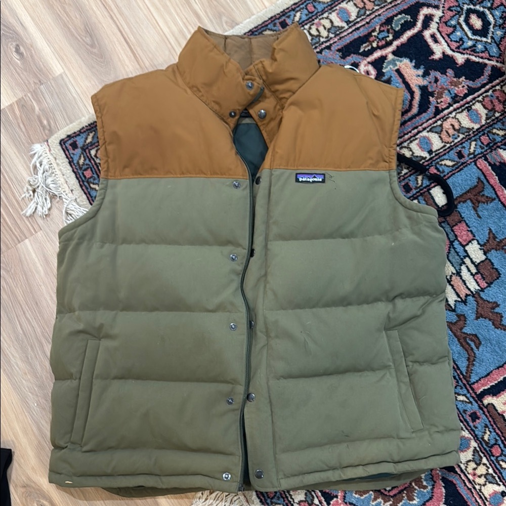 Patagonia Green and Brown Quilted Vest